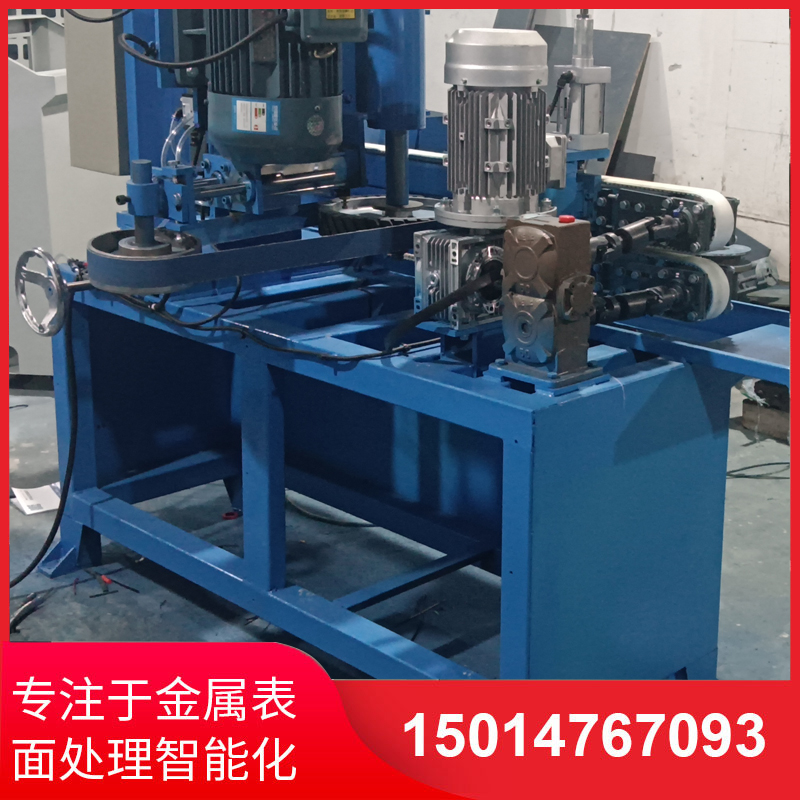 自(zi)動側麵砂光機廠傢