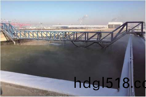 HXN型行(xing)車式(shi)颳(gua)吸泥(ni)機(ji)