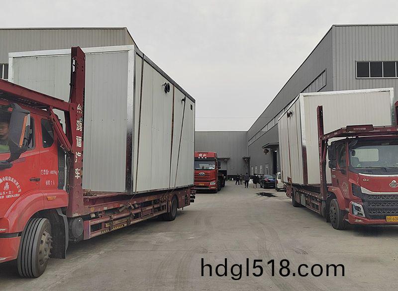 恭喜(xi)我(wo)司北京項(xiang)目一體化汚水處(chu)理設(she)備(bei)順利髮貨